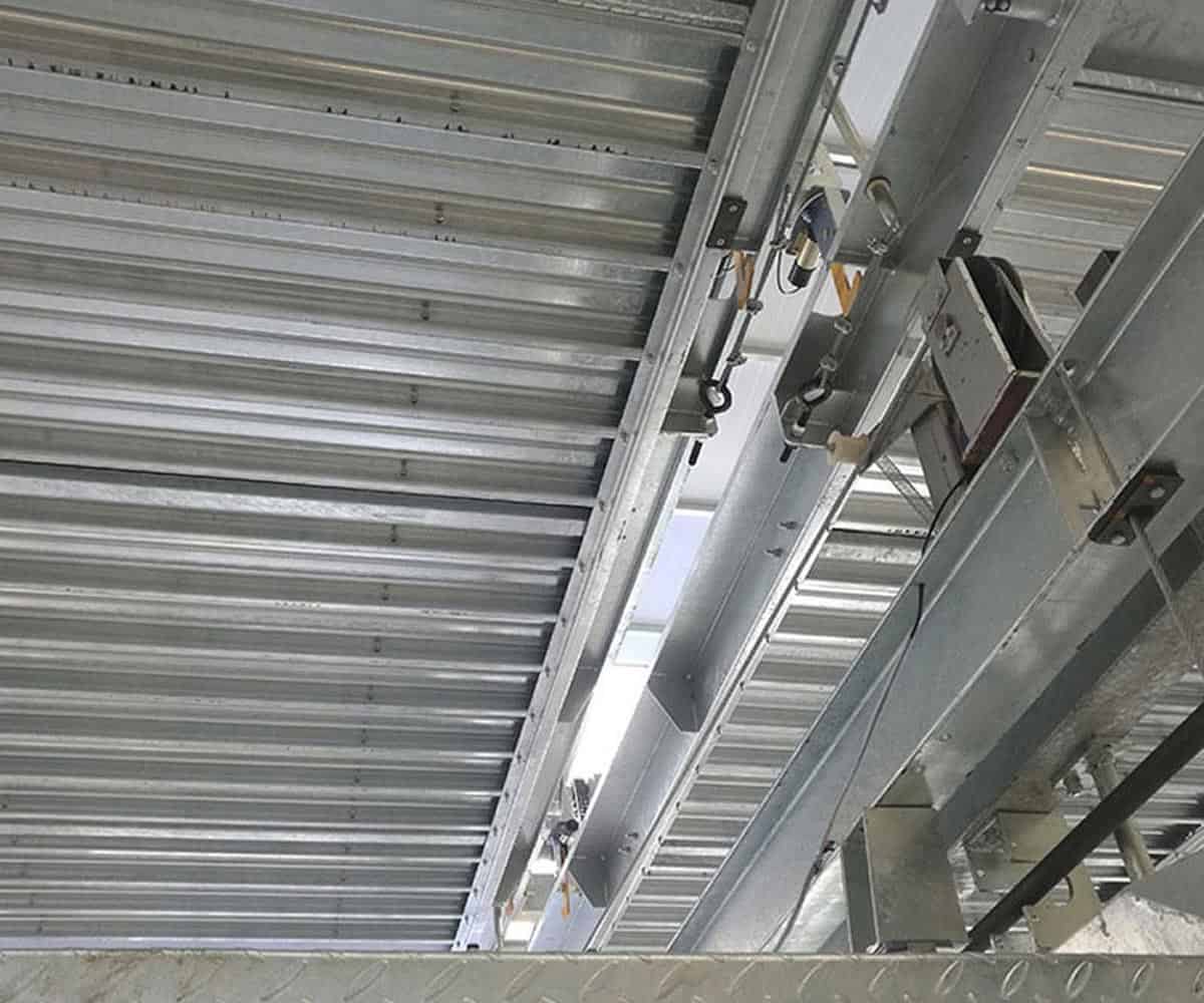 元江縣俯仰式機(jī)械立體停車(chē)設(shè)備過(guò)驗(yàn)收