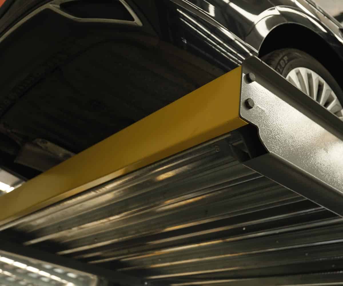 羅平縣小區(qū)四柱簡易升降類立體停車設備